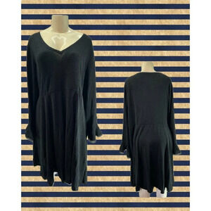 Torrid Plus 4 Black Hacci Sweater Knit Bell Sleeve Skater Long Sleeve Midi Dress